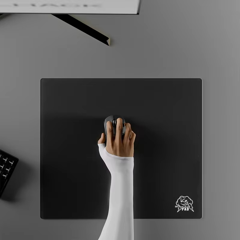 ガラスゲーミングマウスパッド Skypad SORA ブラッ - Gaming Accessories White のレビューと価格