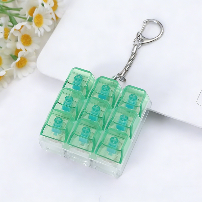 カスタマイズ可能なフィジェットキーホルダーおもちゃ - 9キ - Keyboard Switch Tester のレビューと価格